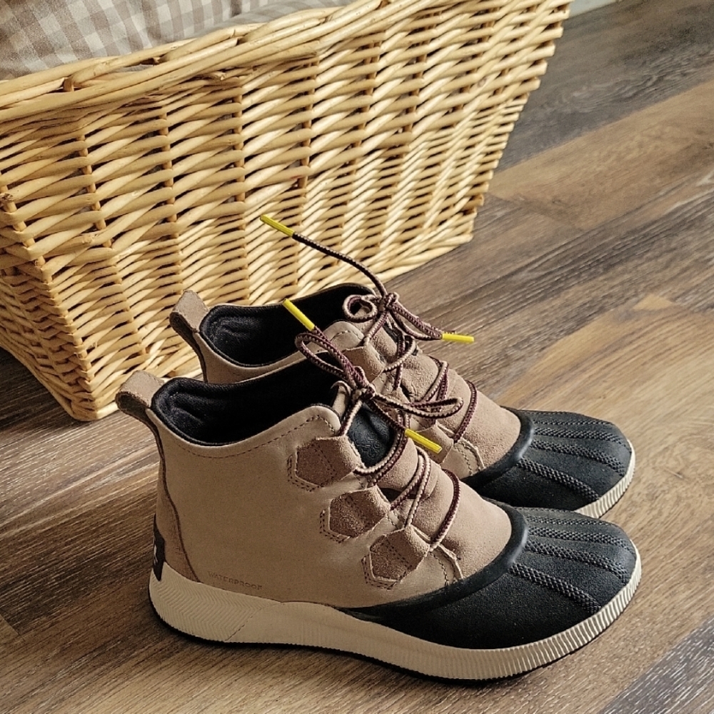 Sorel Out N About Boots